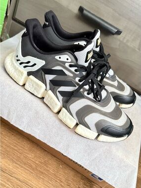 Adidas Climacool Vento Mens Sneakers Shoes Size 9